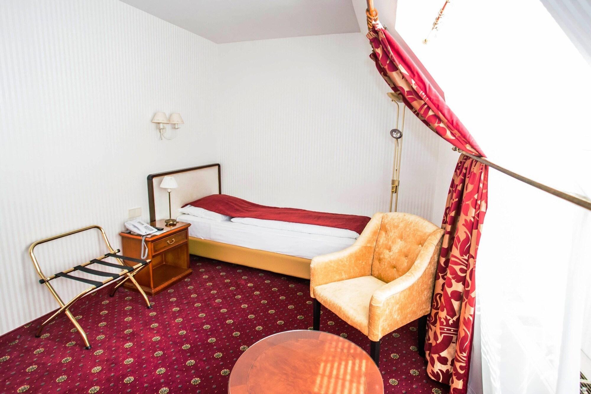 Palais Mailberger Hof Hotel 4*